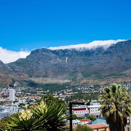 Table Mountain Inn Kaapstad Buitenkant foto