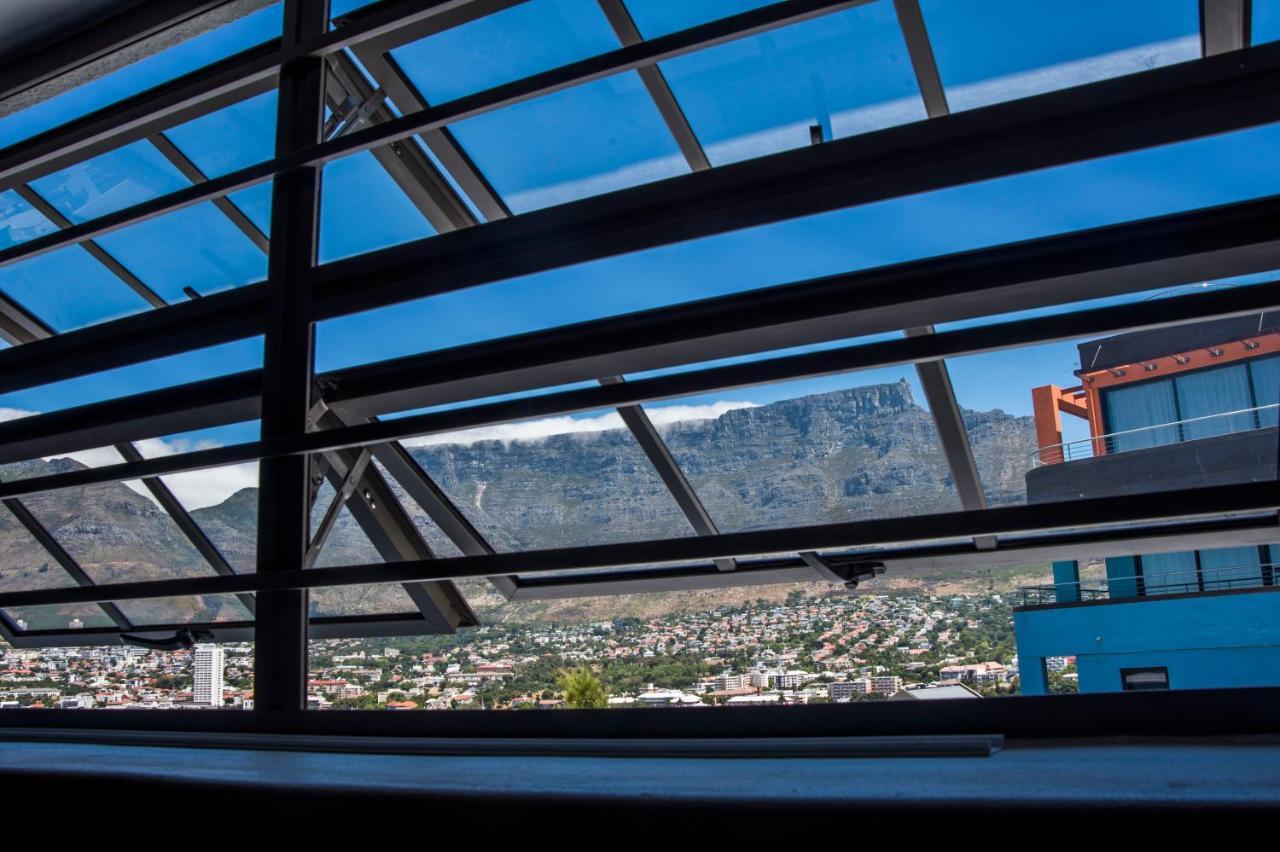Table Mountain Inn Kaapstad Buitenkant foto