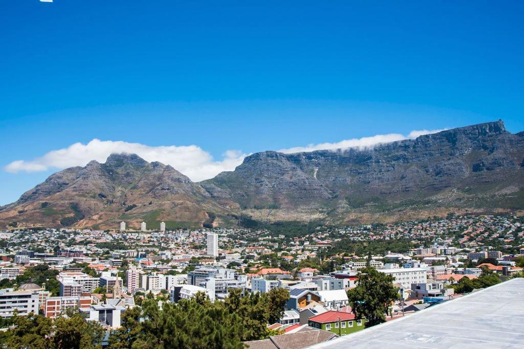 Table Mountain Inn Kaapstad Buitenkant foto